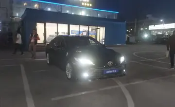 Toyota Camry 2019 года за 14 500 000 тг. в Алматы фото 2