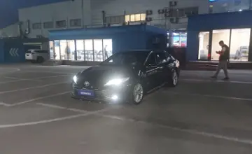Toyota Camry 2019 года за 14 500 000 тг. в Алматы фото 1