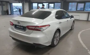 Toyota Camry 2018 года за 13 500 000 тг. в Астана фото 3
