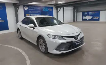 Toyota Camry 2018 года за 13 500 000 тг. в Астана фото 2