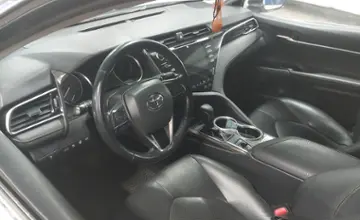 Toyota Camry 2018 года за 13 500 000 тг. в Астана фото 5