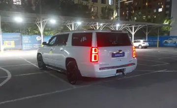 Chevrolet Suburban 2020 года за 20 000 000 тг. в Алматы фото 4