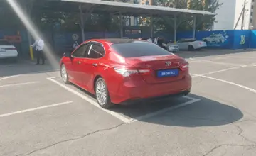 Toyota Camry 2019 года за 12 500 000 тг. в Алматы фото 4