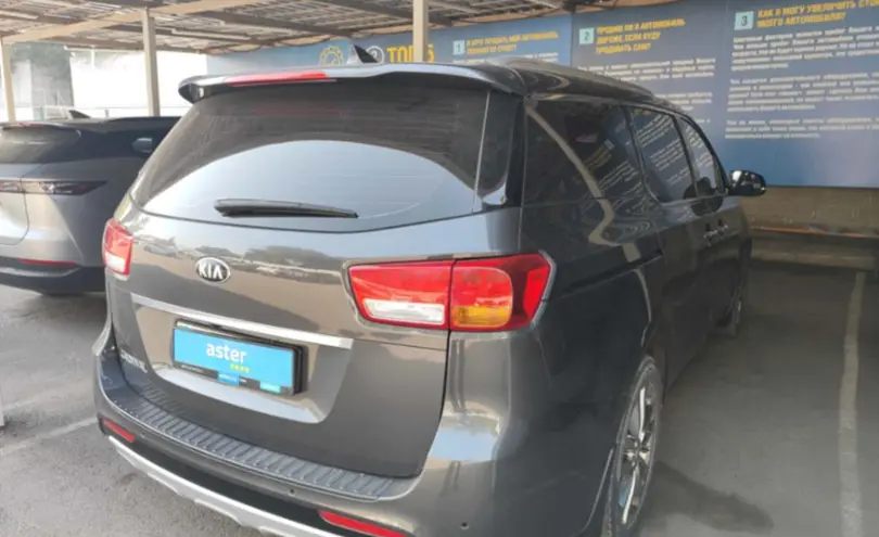 Kia Carnival 2017 года за 9 000 000 тг. в Алматы фото 5