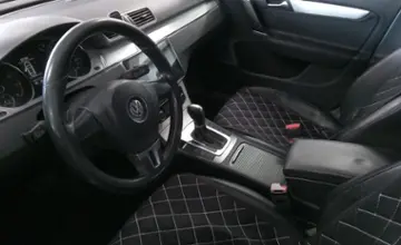 Volkswagen Passat 2011 года за 6 000 000 тг. в Астана фото 5
