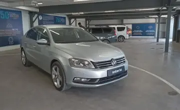 Volkswagen Passat 2011 года за 6 000 000 тг. в Астана фото 2
