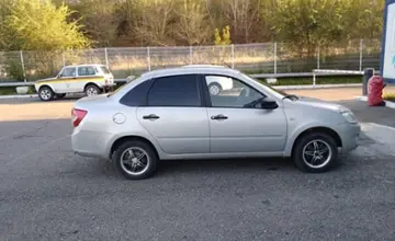 LADA (ВАЗ) Granta 2018 года за 3 000 000 тг. в Усть-Каменогорск фото 4