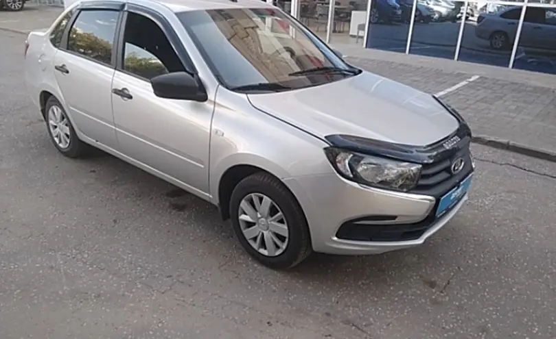 LADA (ВАЗ) Granta 2018 года за 3 600 000 тг. в Актобе фото 3