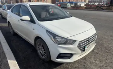 Hyundai Accent 2017 года за 7 000 000 тг. в Астана фото 3