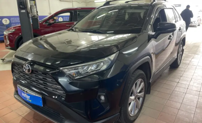 Toyota RAV4 2022 года за 14 500 000 тг. в Астана