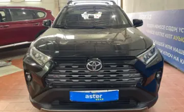 Toyota RAV4 2022 года за 14 500 000 тг. в Астана фото 2