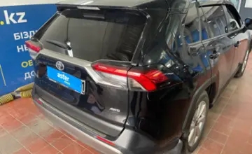 Toyota RAV4 2022 года за 14 500 000 тг. в Астана