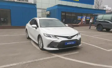 Toyota Camry 2023 года за 15 500 000 тг. в Алматы фото 2