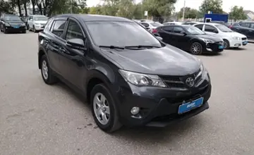 Toyota RAV4 2015 года за 9 500 000 тг. в Актобе фото 3