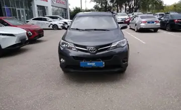 Toyota RAV4 2015 года за 9 500 000 тг. в Актобе фото 2