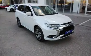 Mitsubishi Outlander 2022 года за 11 235 000 тг. в Актобе фото 3
