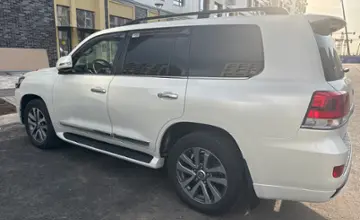 Toyota Land Cruiser 2017 года за 38 000 000 тг. в Алматы фото 4