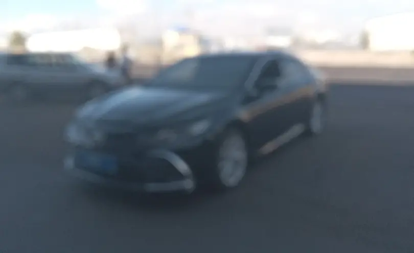 Toyota Camry 2022 года за 13 800 000 тг. в Астана