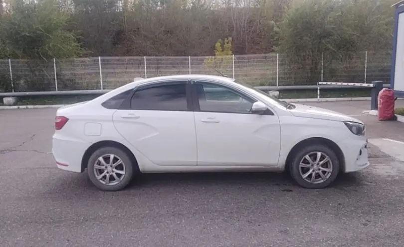 LADA (ВАЗ) Vesta 2018 года за 4 500 000 тг. в Усть-Каменогорск фото 4