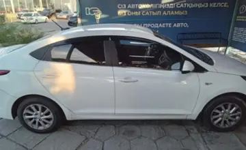 Hyundai Solaris 2019 года за 6 700 000 тг. в Талдыкорган фото 4