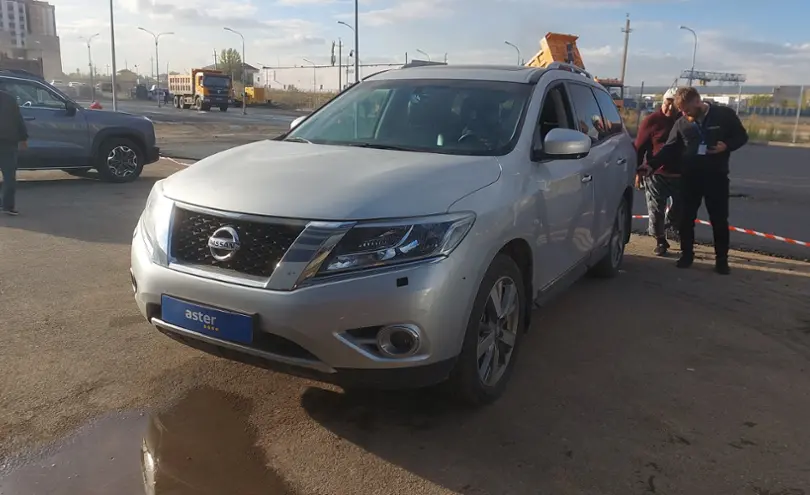 Nissan Pathfinder 2014 года за 10 000 000 тг. в Астана