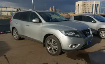 Nissan Pathfinder 2014 года за 10 000 000 тг. в Астана фото 2