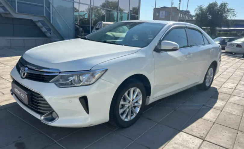Toyota Camry 2016 года за 10 800 000 тг. в Уральск