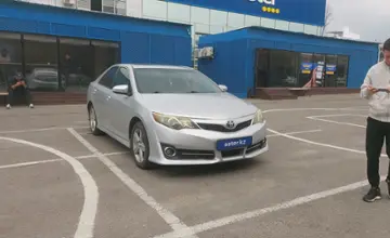 Toyota Camry 2013 года за 7 300 000 тг. в Алматы фото 2