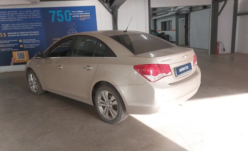 Chevrolet Cruze 2013 года за 5 200 000 тг. в Астана фото 4
