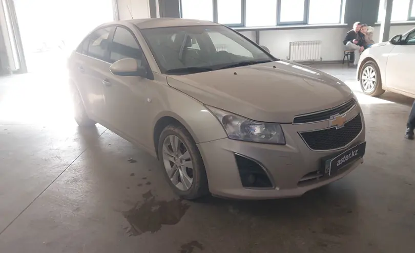 Chevrolet Cruze 2013 года за 5 200 000 тг. в Астана фото 2