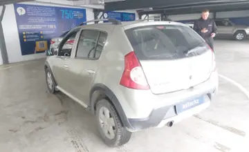 Renault Sandero 2012 года за 2 500 000 тг. в Астана фото 4