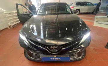 Toyota Camry 2018 года за 12 000 000 тг. в Астана фото 2