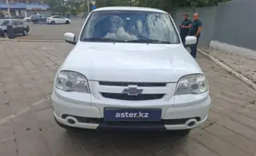 Chevrolet Niva 2017 года за 4 500 000 тг. в Уральск фото 2