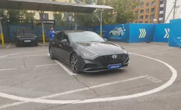 Hyundai Sonata 2022 года за 13 000 000 тг. в Алматы фото 2