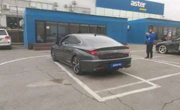 Hyundai Sonata 2022 года за 13 000 000 тг. в Алматы фото 4