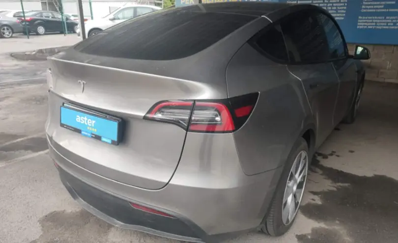 Tesla Model Y 2022 года за 15 000 000 тг. в Алматы фото 5