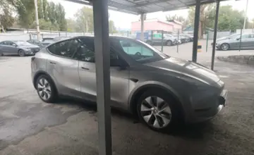 Tesla Model Y 2022 года за 15 000 000 тг. в Алматы фото 4