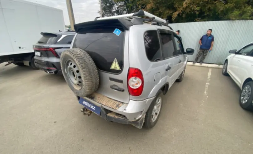Chevrolet Niva 2012 года за 2 700 000 тг. в Уральск фото 5