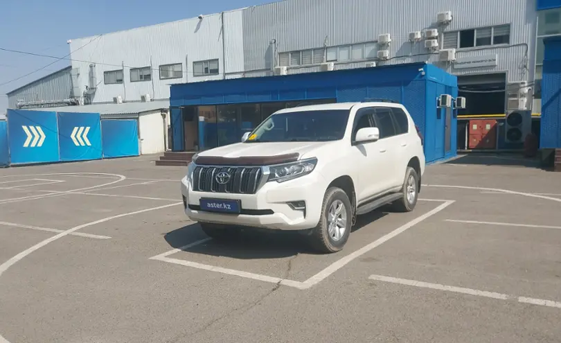 Toyota Land Cruiser Prado 2019 года за 23 000 000 тг. в Алматы