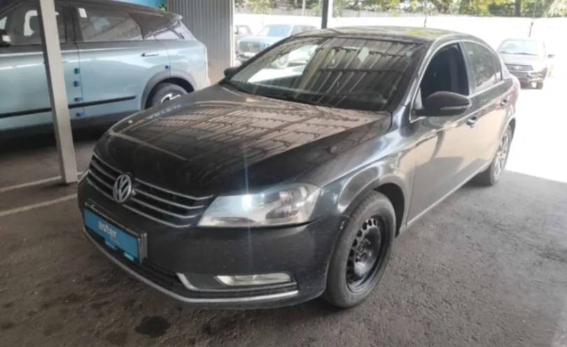 Volkswagen Passat 2014 года за 5 500 000 тг. в Алматы