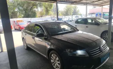 Volkswagen Passat 2014 года за 5 500 000 тг. в Алматы фото 4