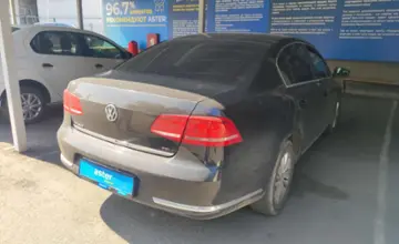 Volkswagen Passat 2014 года за 5 500 000 тг. в Алматы