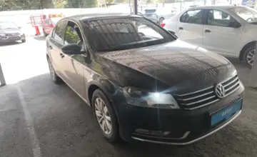 Volkswagen Passat 2014 года за 5 500 000 тг. в Алматы фото 3