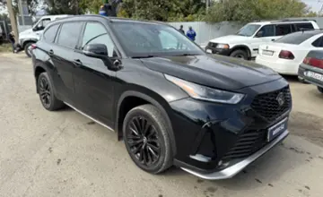 Toyota Highlander 2023 года за 25 000 000 тг. в Уральск фото 3