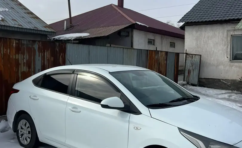 Hyundai Solaris 2018 года за 4 500 000 тг. в Алматы