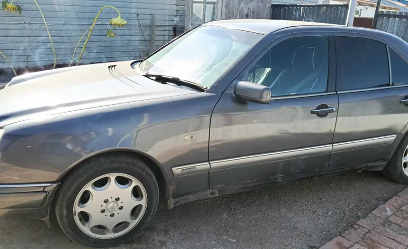 Mercedes-Benz E-Класс 1997 года за 2 500 000 тг. в Астана
