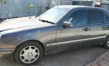 Mercedes-Benz E-Класс 1997 года за 2 500 000 тг. в Астана фото 1
