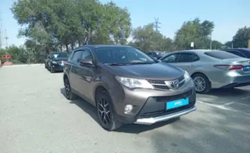 Toyota RAV4 2014 года за 10 000 000 тг. в Актобе фото 3