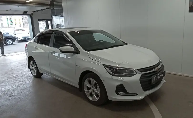 Chevrolet Onix 2023 года за 6 400 000 тг. в Астана фото 2