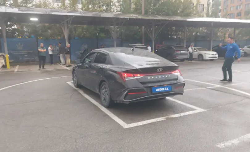 Hyundai Elantra 2024 года за 10 500 000 тг. в Алматы фото 4
